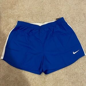 Women’s Nike Dr-Fit Soccer Short, Size L